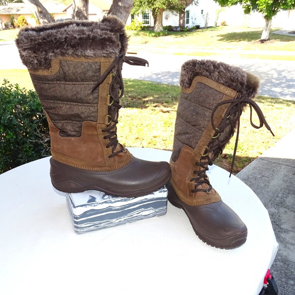 The North Face Fur Lined Tall Boots Size 9 1/2
